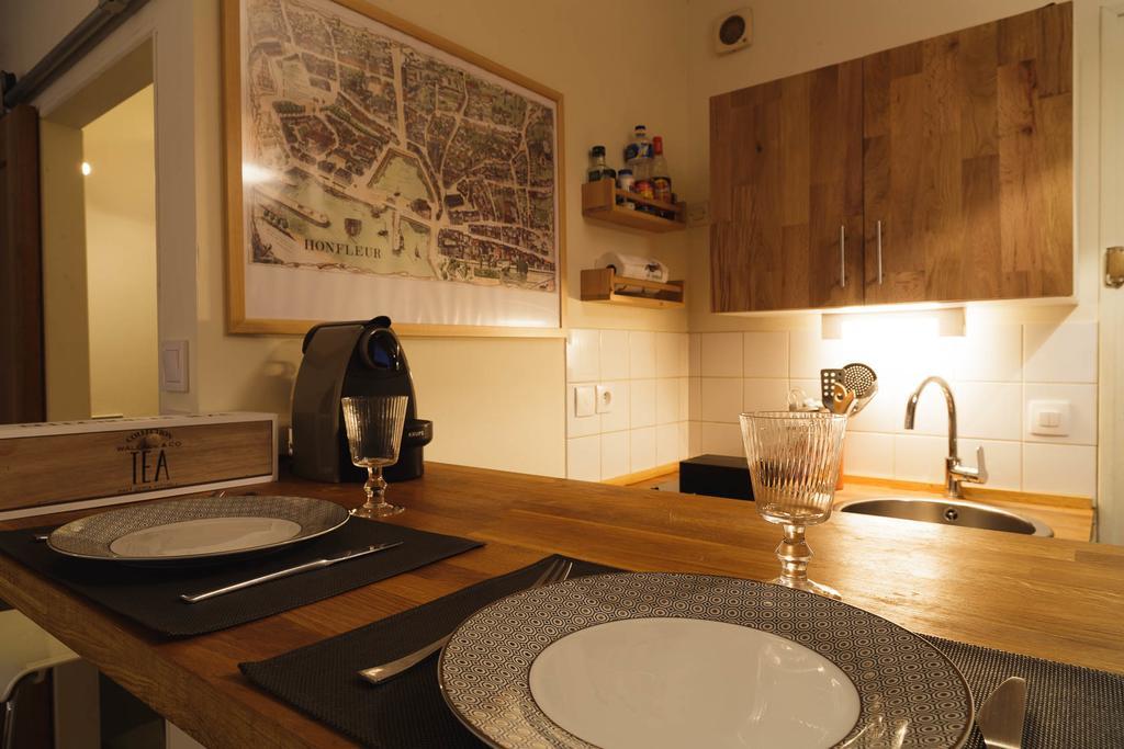 Le Studio Du Gouverneur Honfleur Bilik gambar